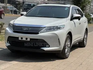 Toyota Harrier 2.0 2018 Pearl
