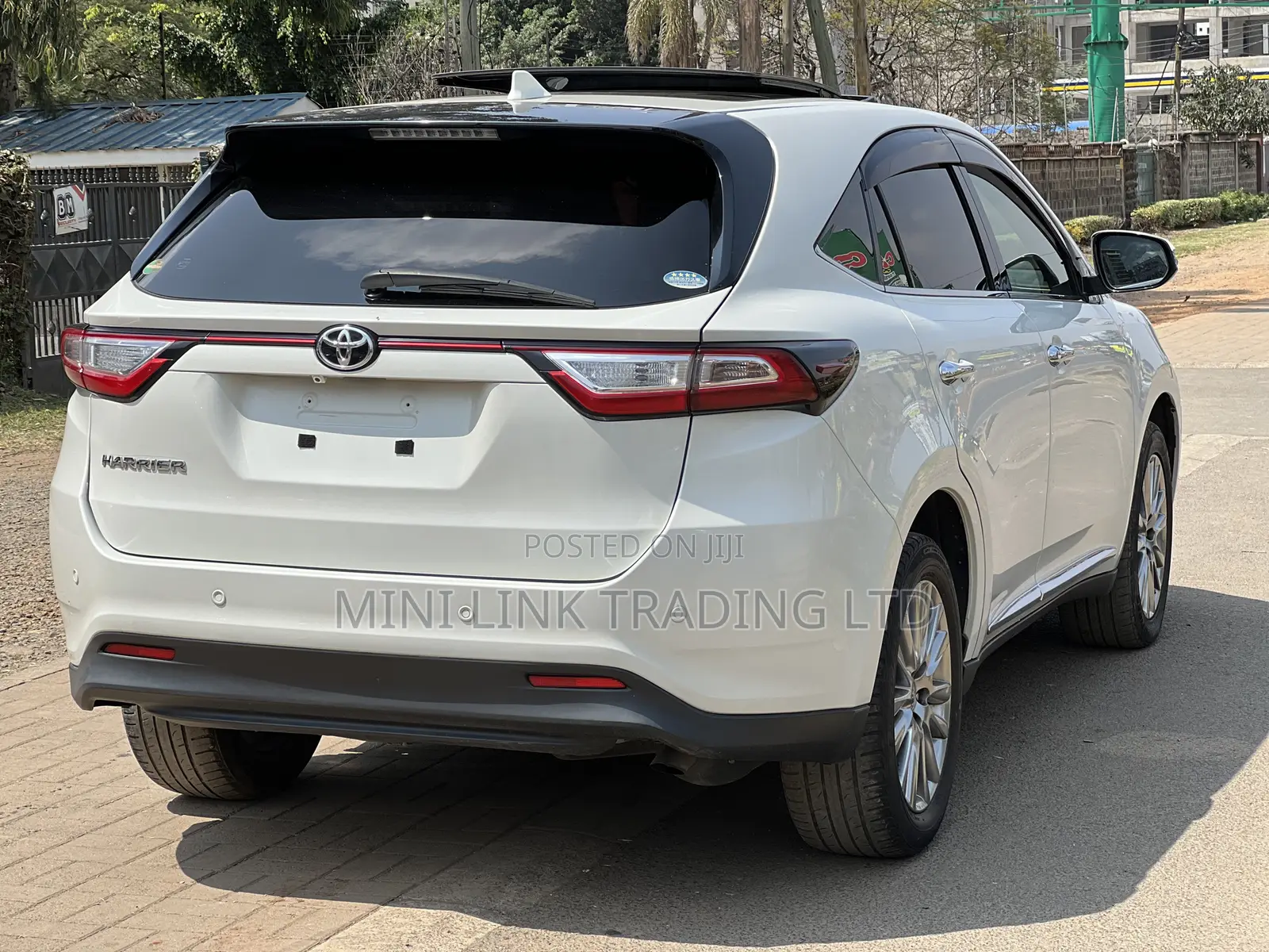 Toyota Harrier 2.0 2018 Pearl