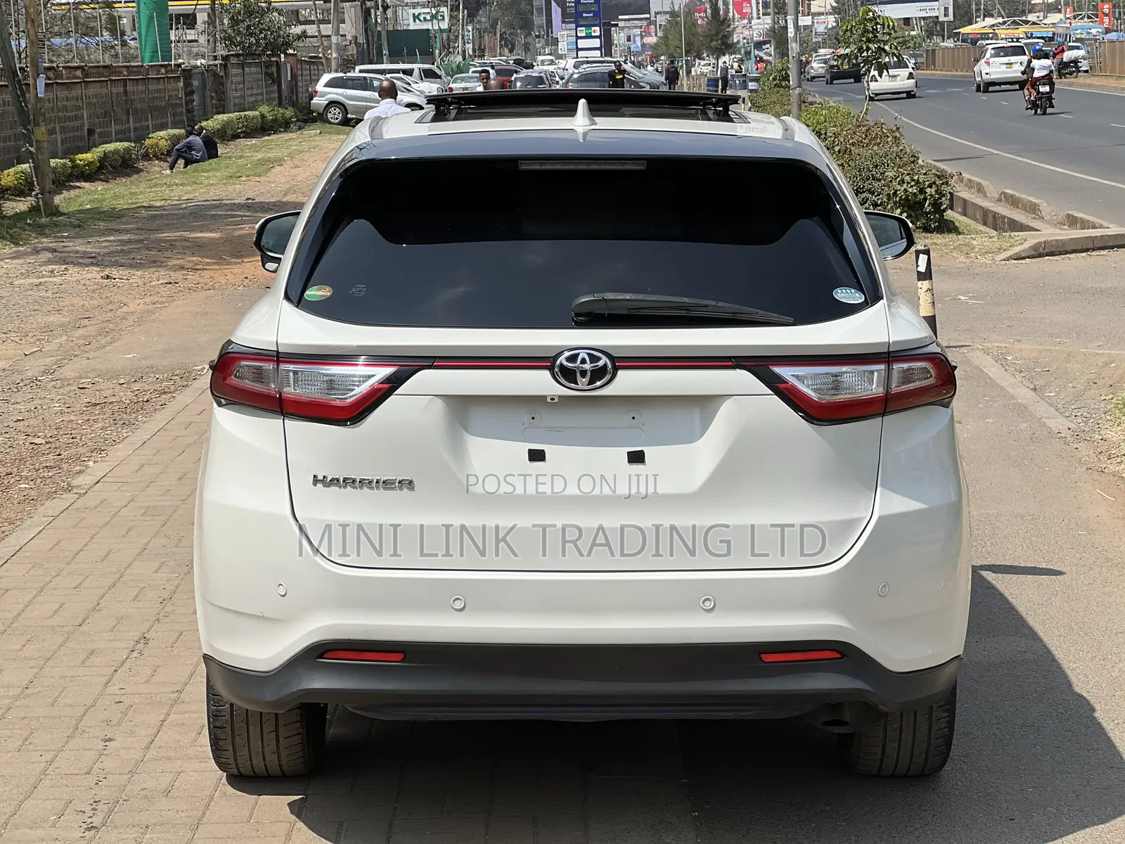 Toyota Harrier 2.0 2018 Pearl