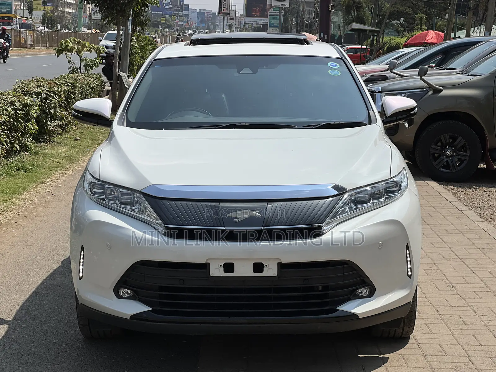 Toyota Harrier 2.0 2018 Pearl