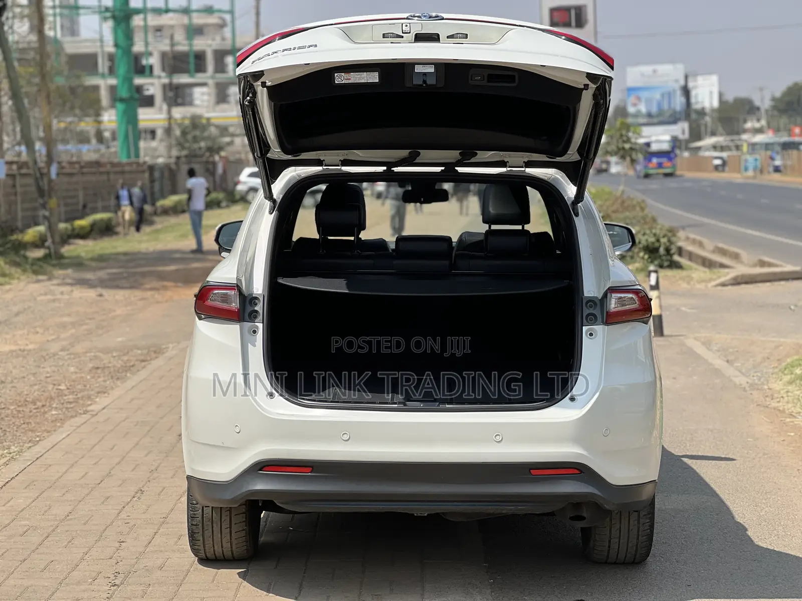 Toyota Harrier 2.0 2018 Pearl