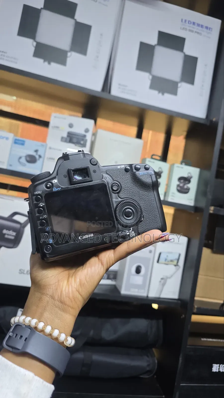 Canon 5D Mark Ii Body Full Frame Camera