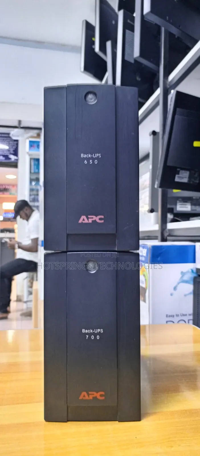 APC Back-Ups 700VA Uninterruptible Power Supply (UPS)