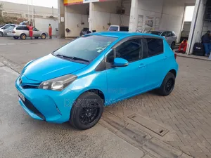 Toyota Vitz 2014 Blue