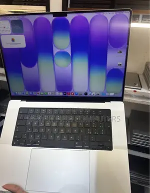 Laptop Apple MacBook Pro 2021 M1 16GB Apple M1 Pro SSD 1T