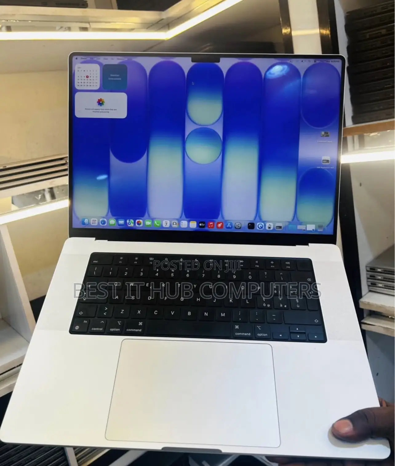 Laptop Apple MacBook Pro 2021 M1 16GB Apple M1 Pro SSD 1T