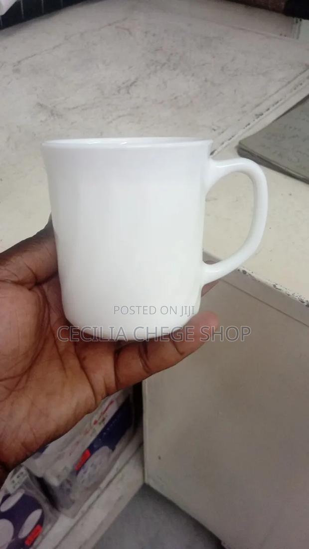 Restaurant Plain White Cups - main view