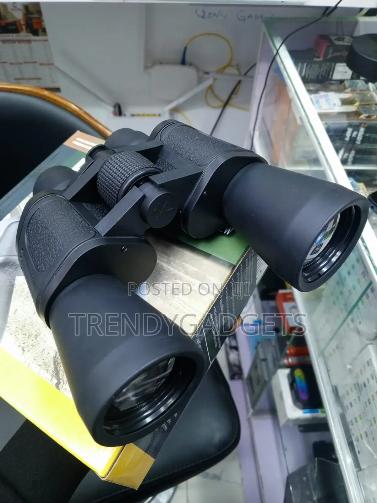 Bushnell 60x60 Long Range Binoculars for Travel Camping