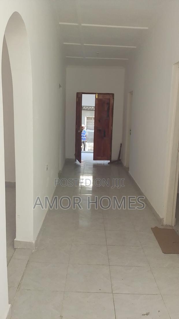 3bdrm Apartment in Kidarajani, Utange for rent