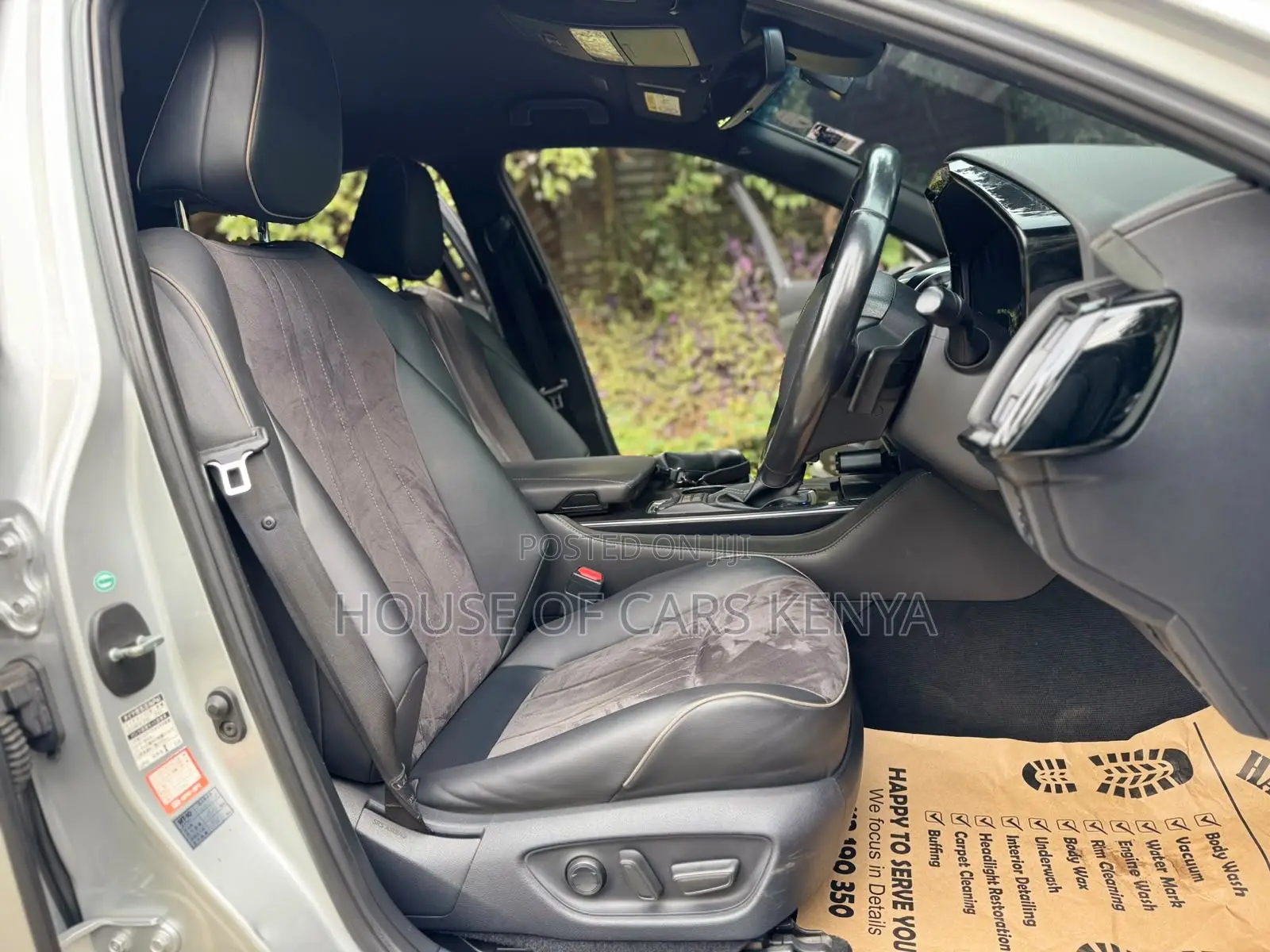 Toyota Crown 2018 Silver