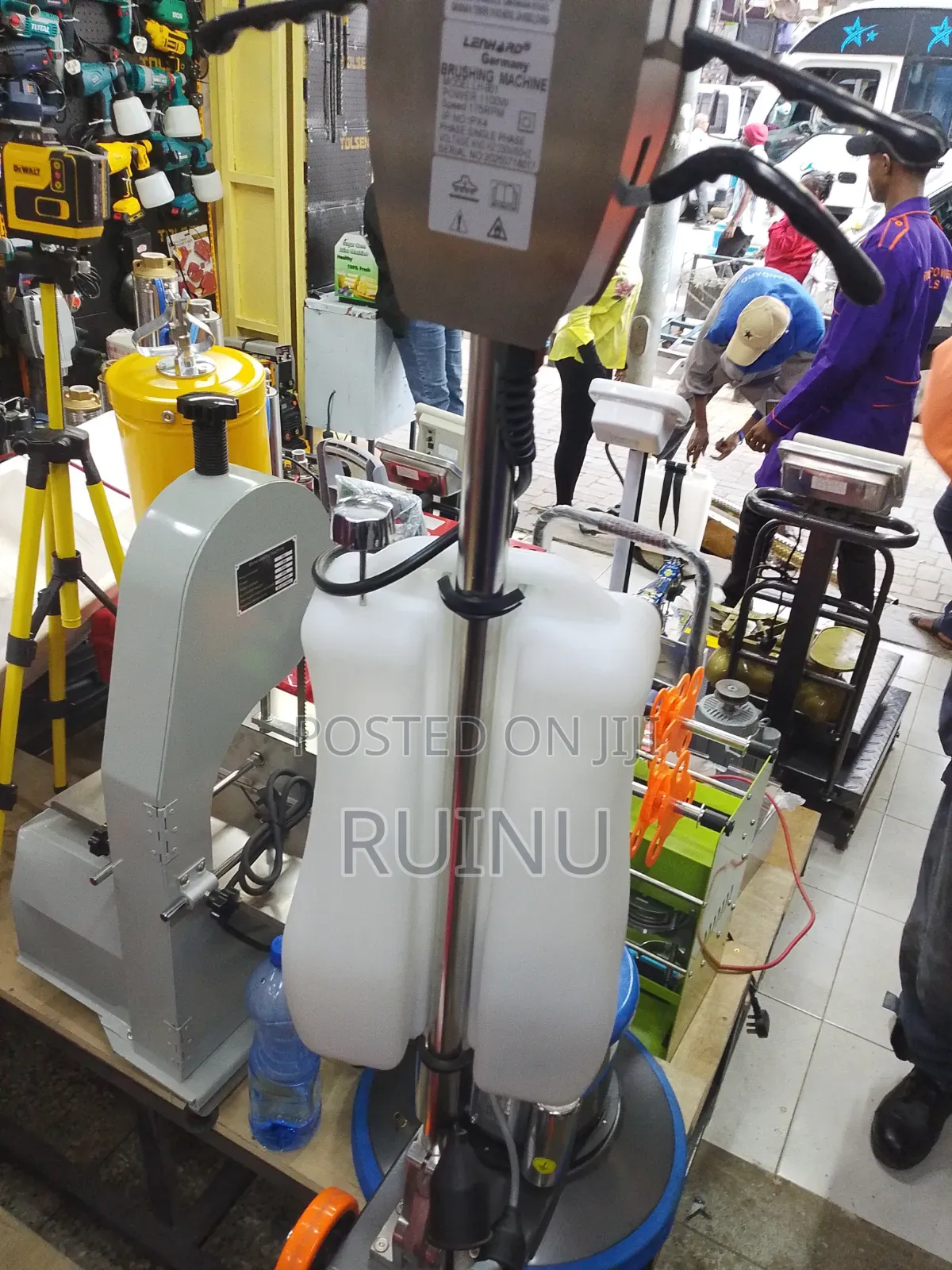 Multifunctional Floor Scrubber Machine