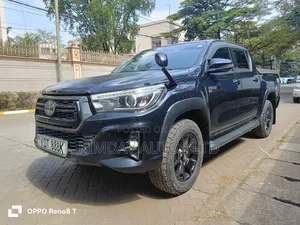 Toyota Hilux 2019 Black