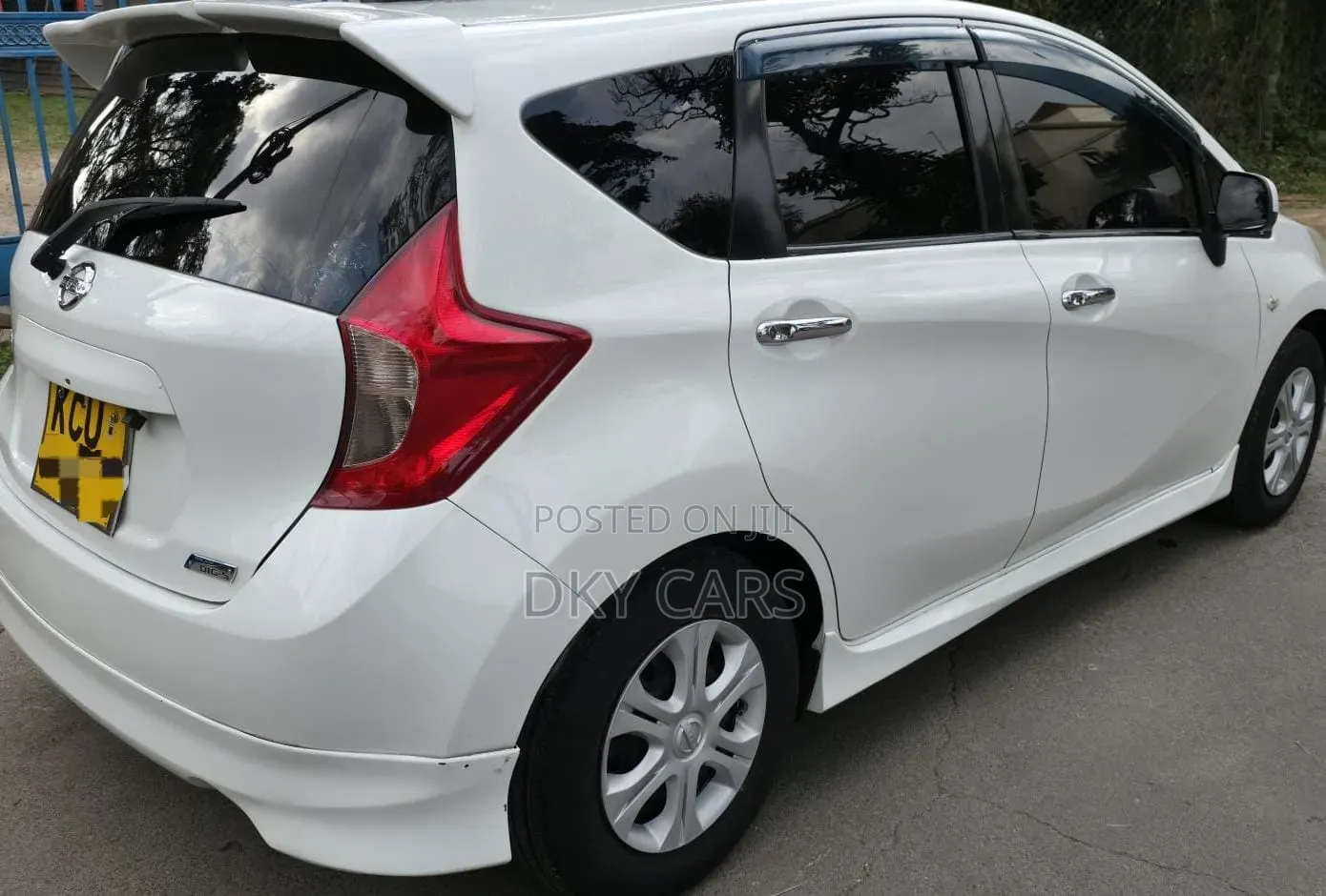 Nissan Note 2013 White
