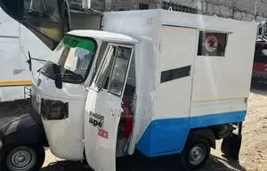 Piaggio 2019 White