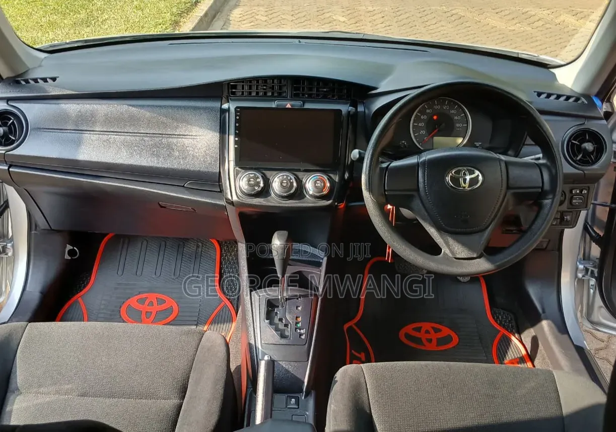 Toyota Axio 2018 Silver