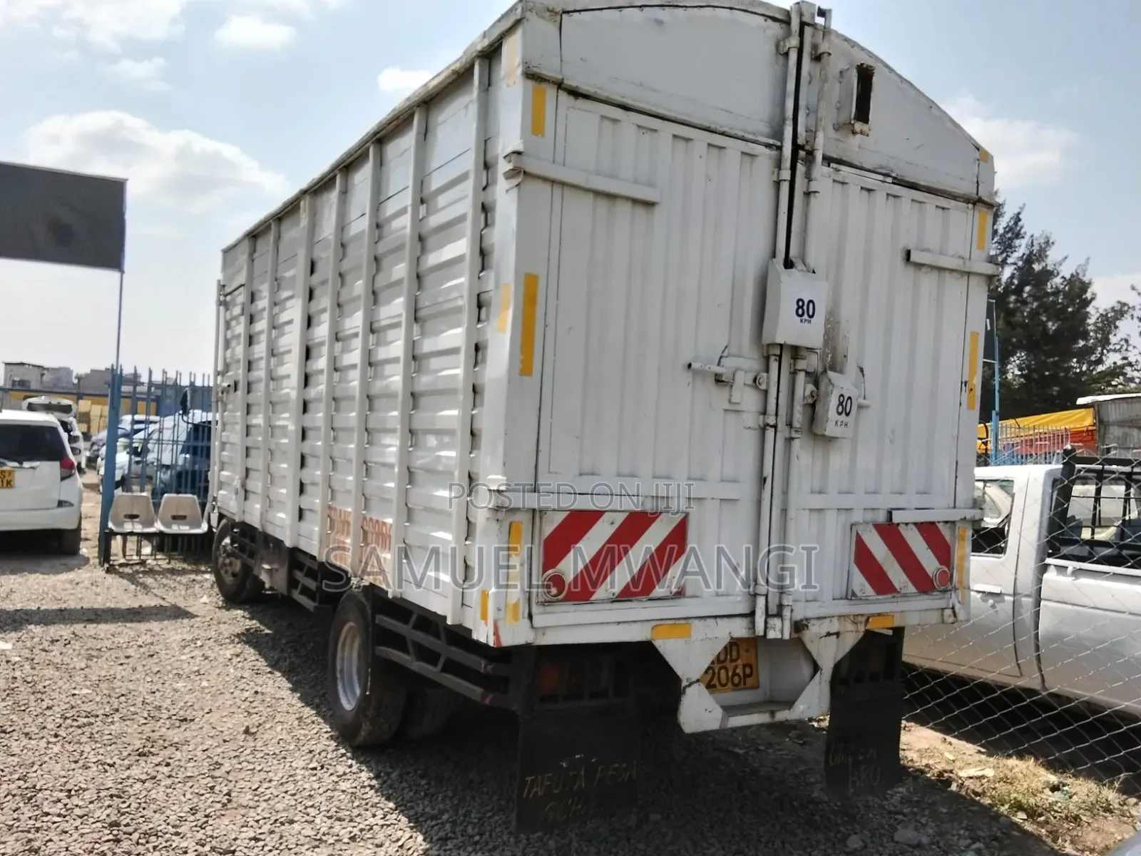 Mitsubishi Fuso 2019 White