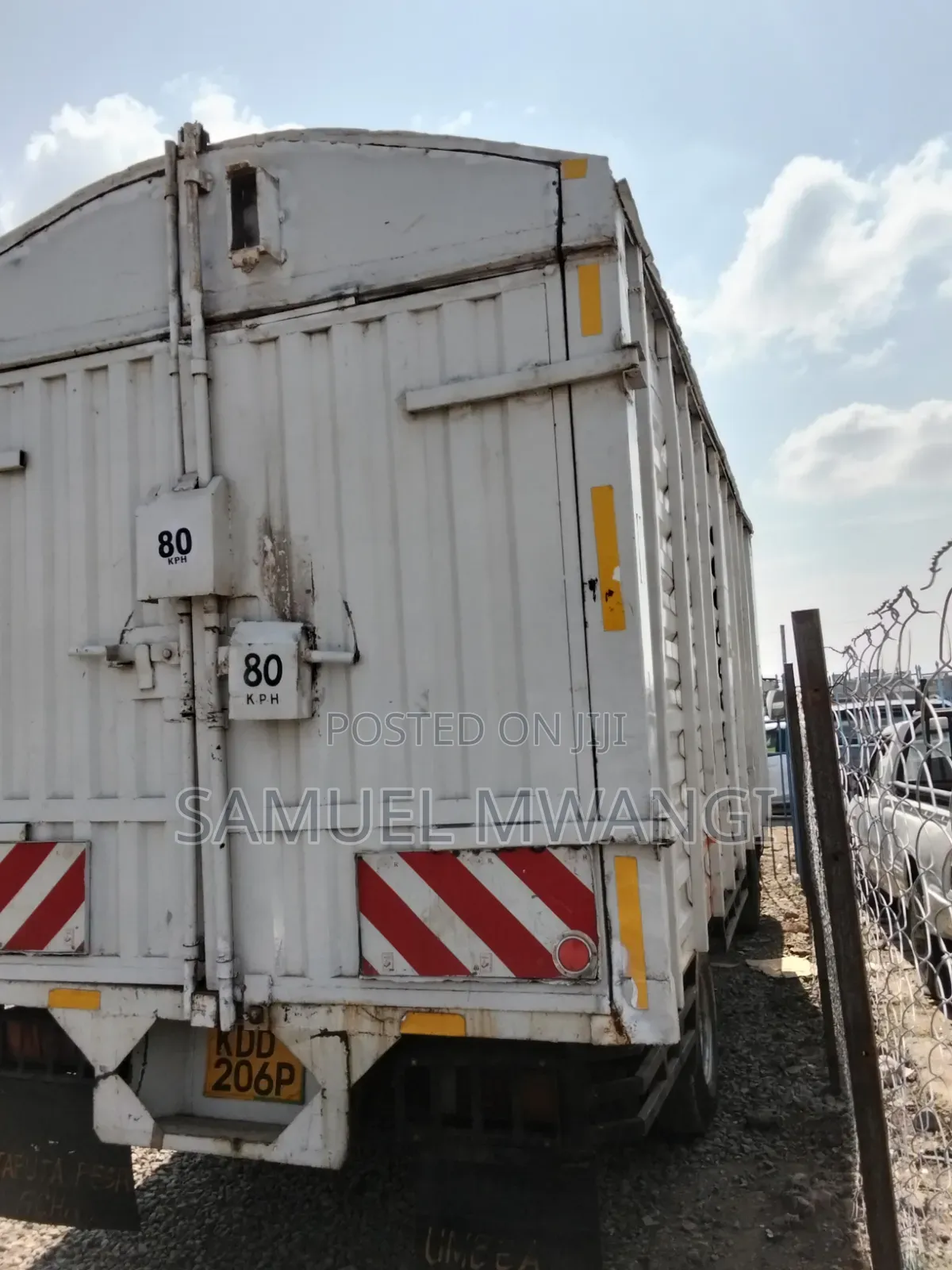 Mitsubishi Fuso 2019 White