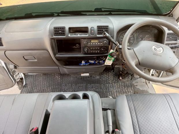 Mazda Bongo 2012 White - thumbnail 12