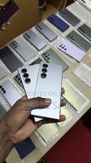 Samsung Galaxy Z Fold6 256 GB Silver