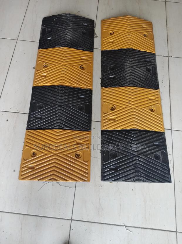 Rubber Speed Bumps for Driveways - thumbnail 5