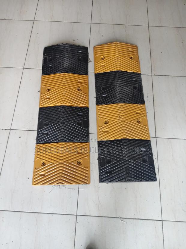 Rubber Speed Bumps for Driveways - thumbnail 8