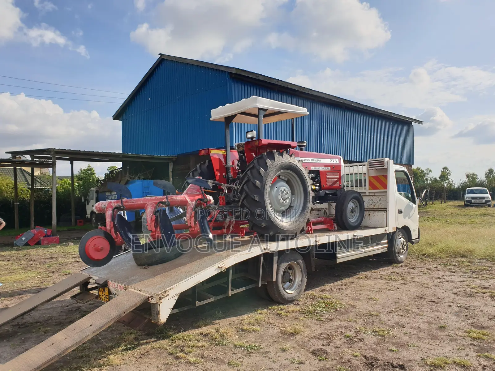 Massey Ferguson 375