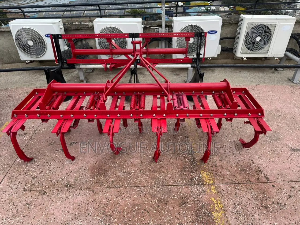 Massey Ferguson 375