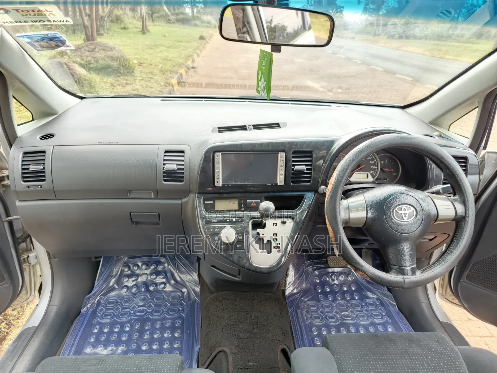 Toyota Wish 2006 Silver