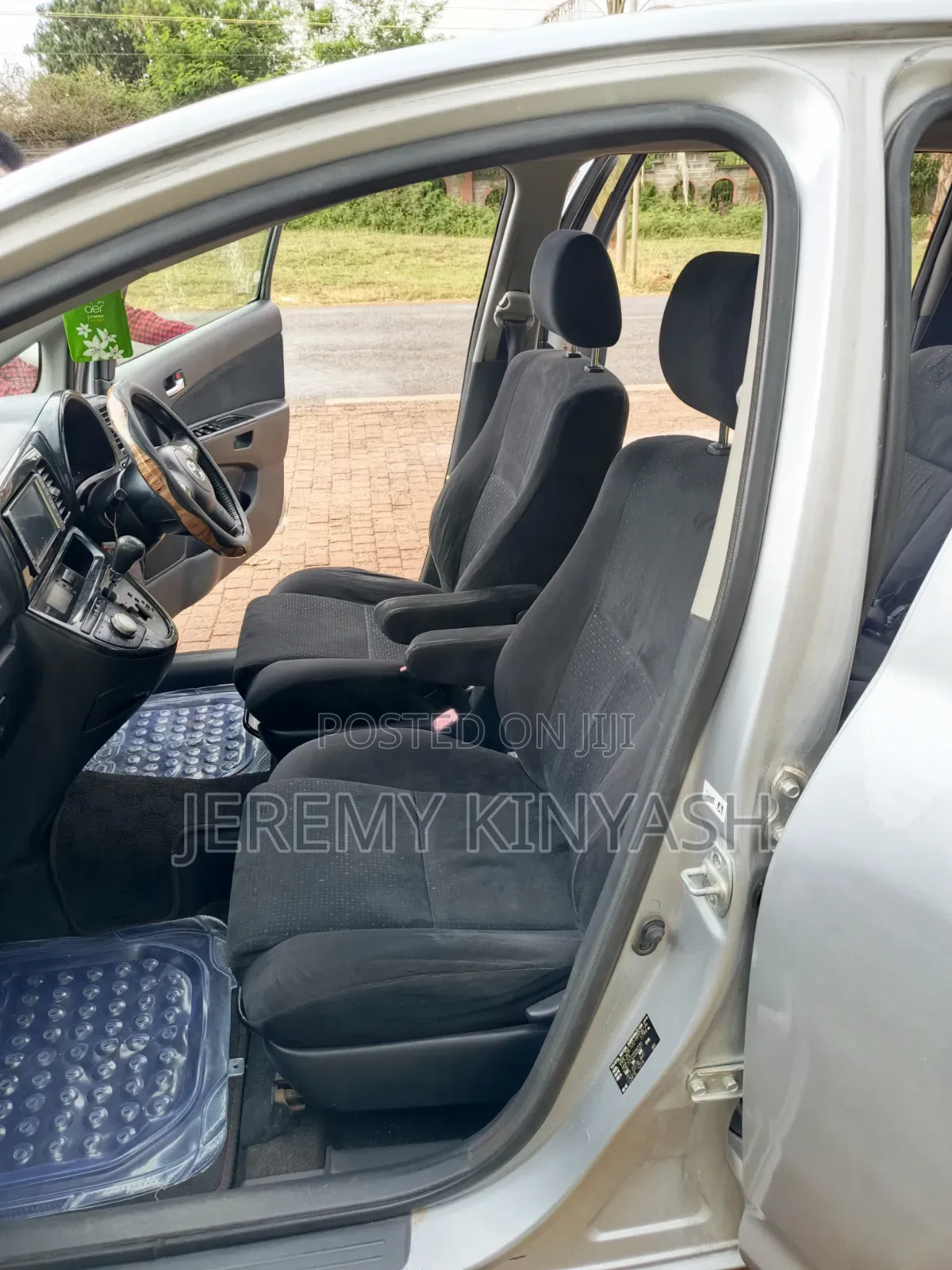 Toyota Wish 2006 Silver