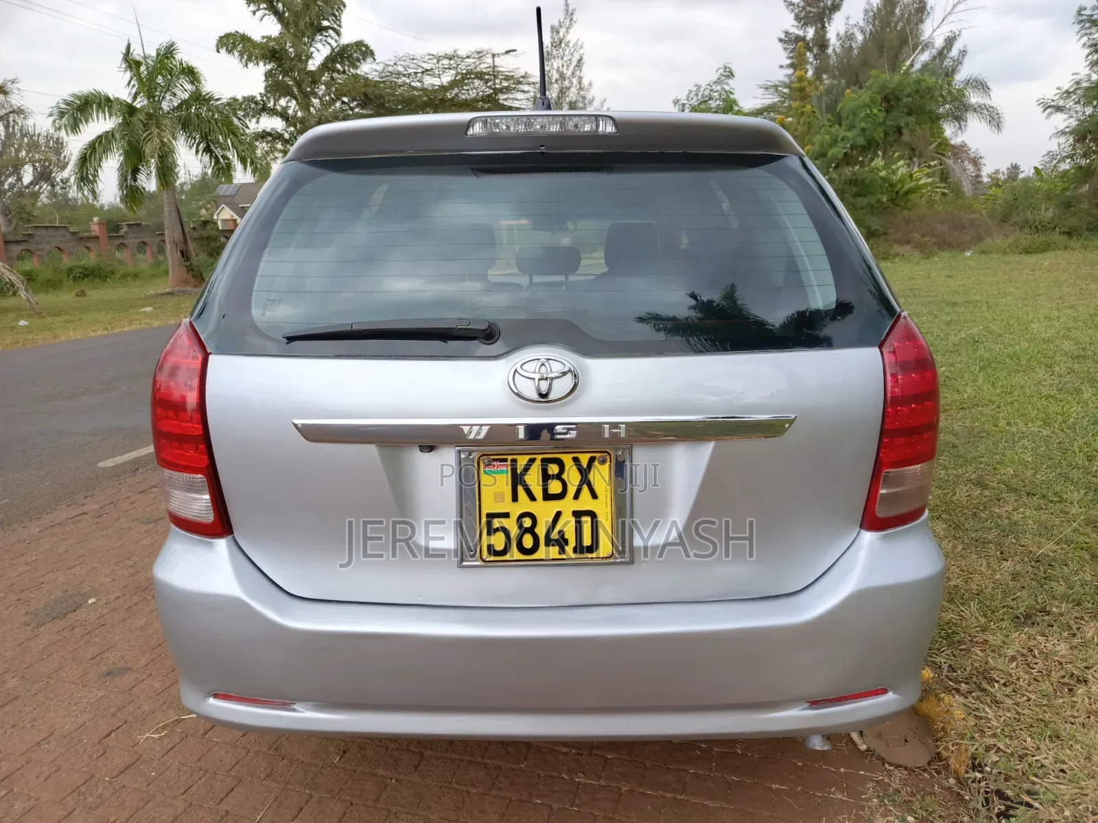 Toyota Wish 2006 Silver