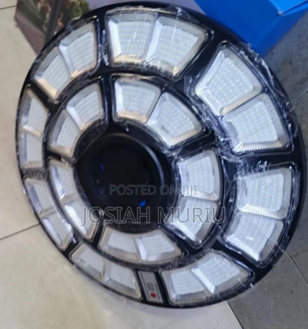 1000w Solar Round Streetlight - thumbnail 2