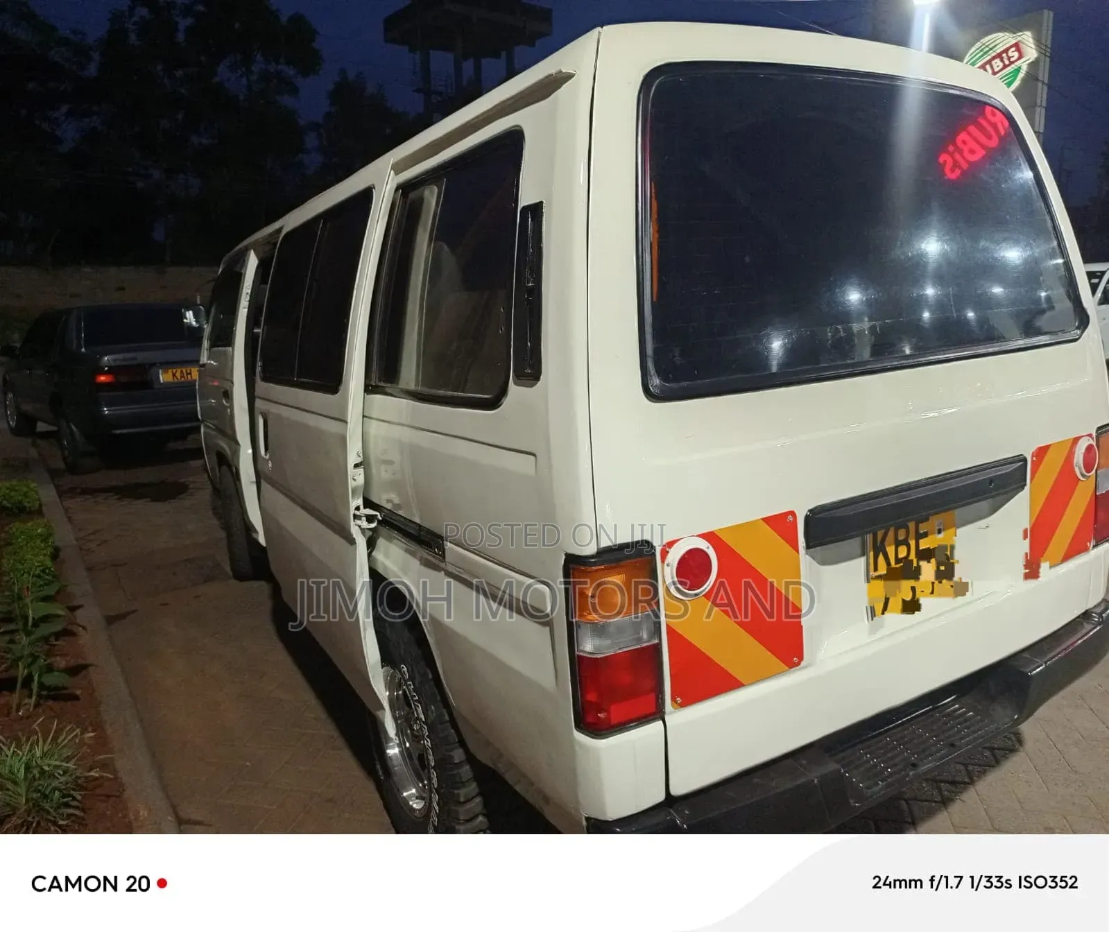 Nissan Caravan (Urvan) 2001 White