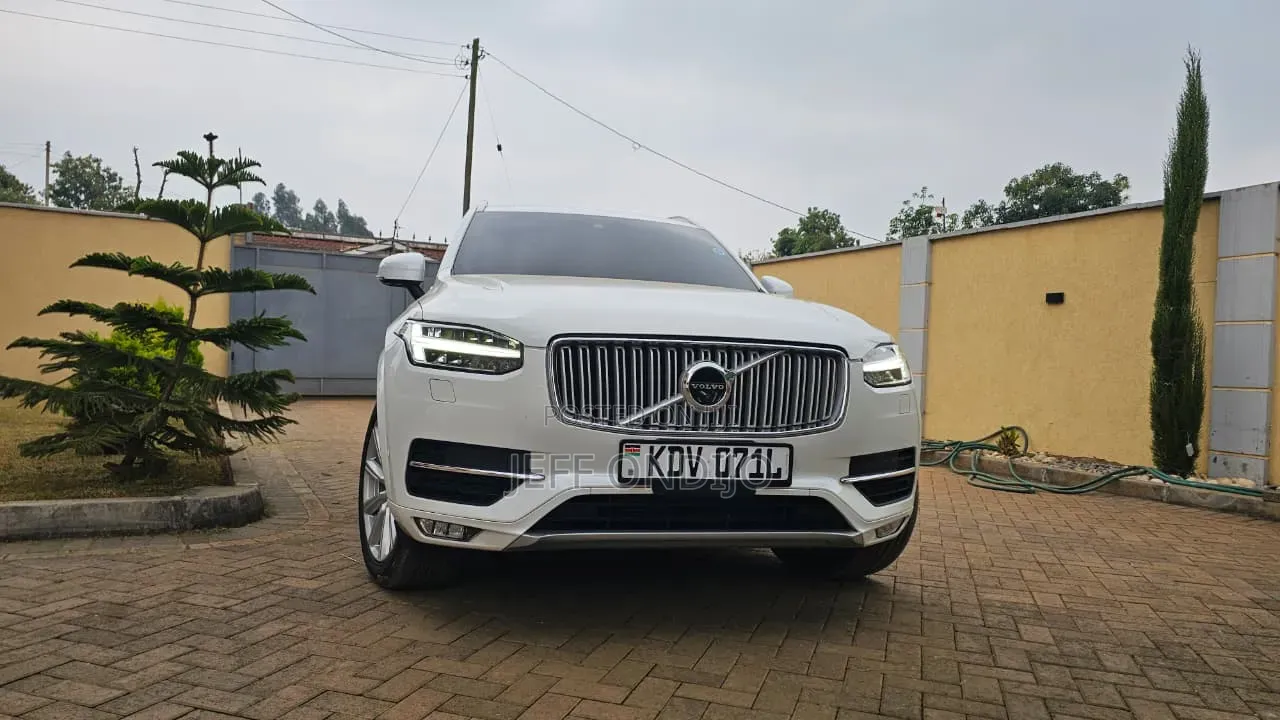 Volvo XC90 2019 White