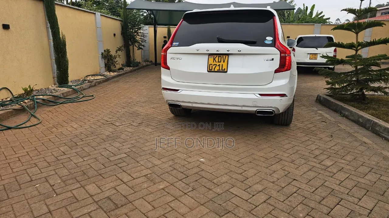 Volvo XC90 2019 White