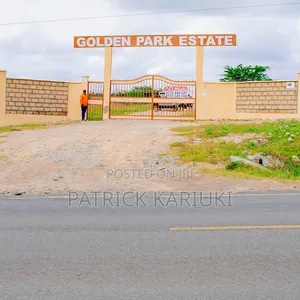 Prime Plots Kiserian on Tarmac Near Brookhurst Sch! Gated With Titles!