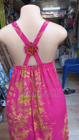 Backless Deras