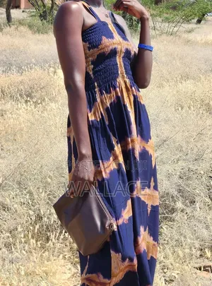 Backless Deras