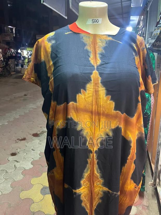 Backless Deras - thumbnail 7