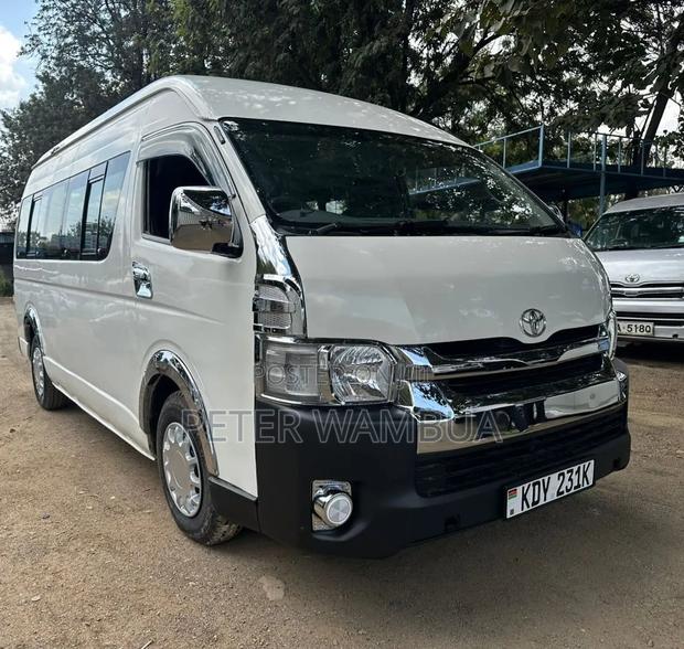 Toyota HiAce 2019 White - thumbnail 5