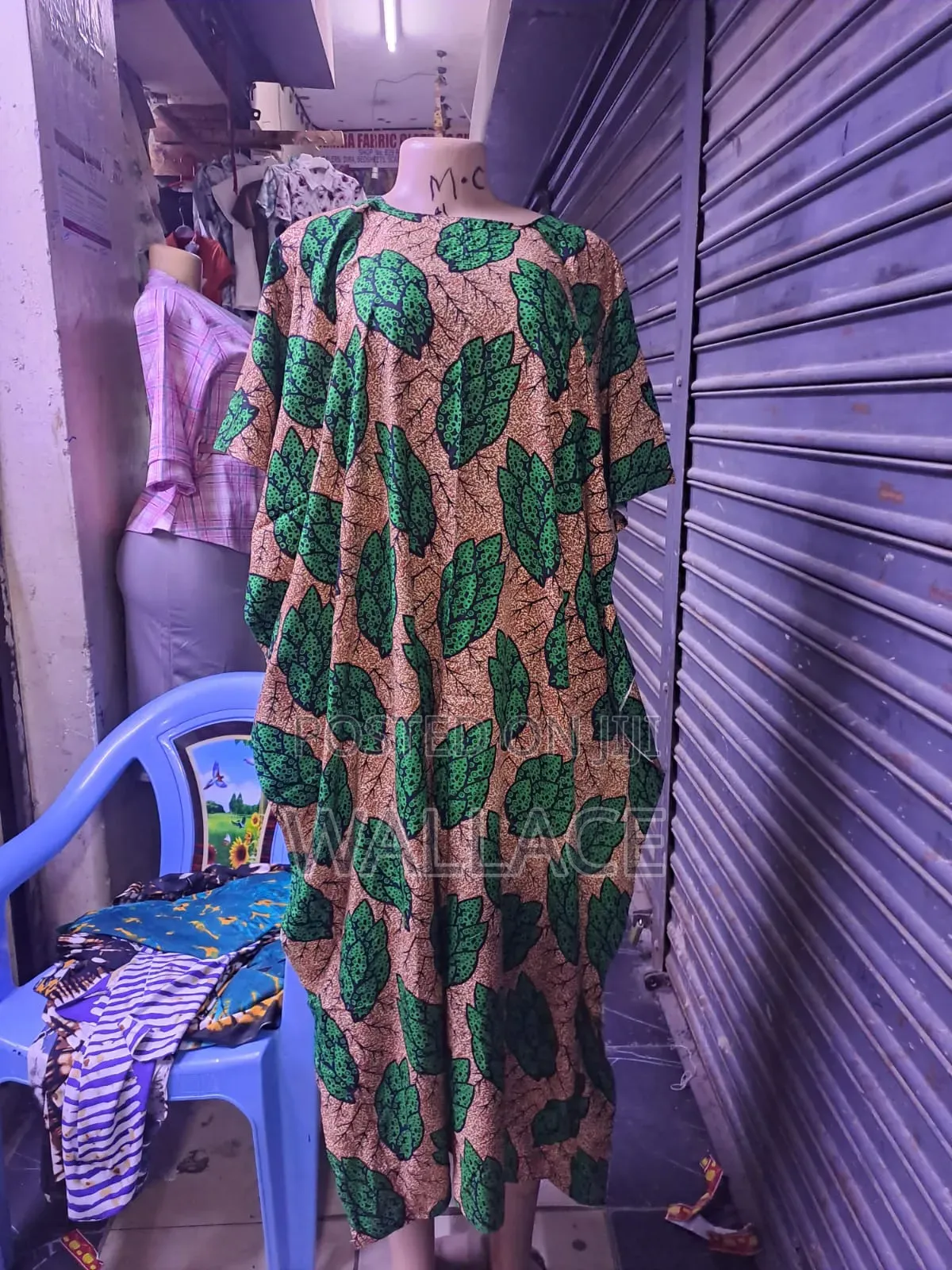 Backless Deras