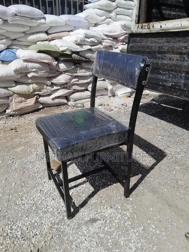 Cyber Table and Chairs - thumbnail 2