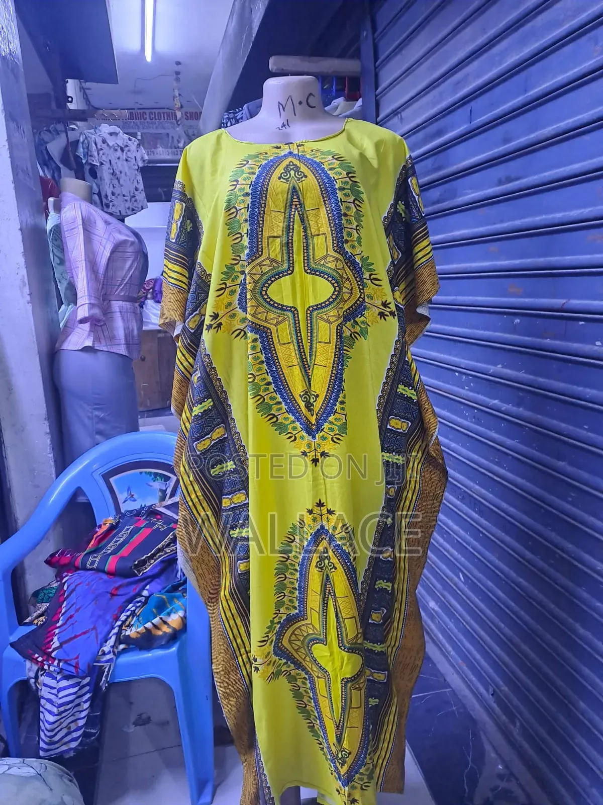 Backless Deras