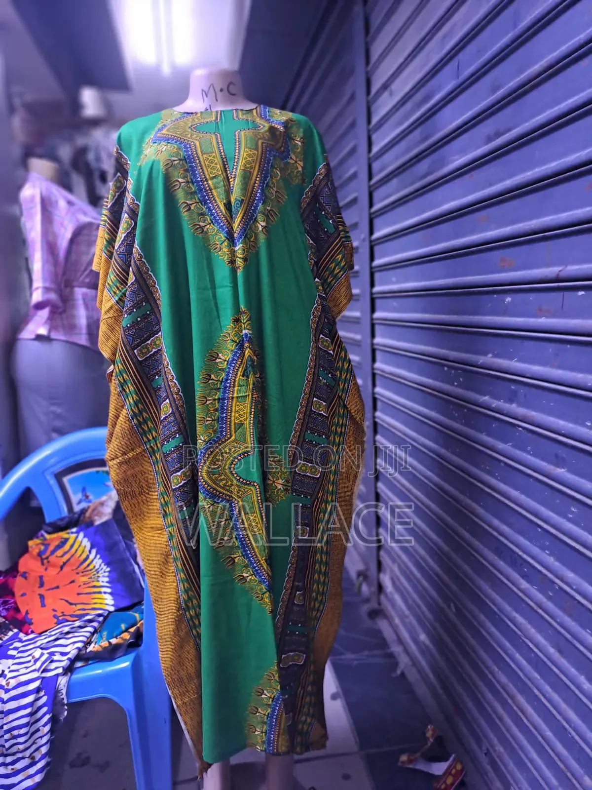 Backless Deras