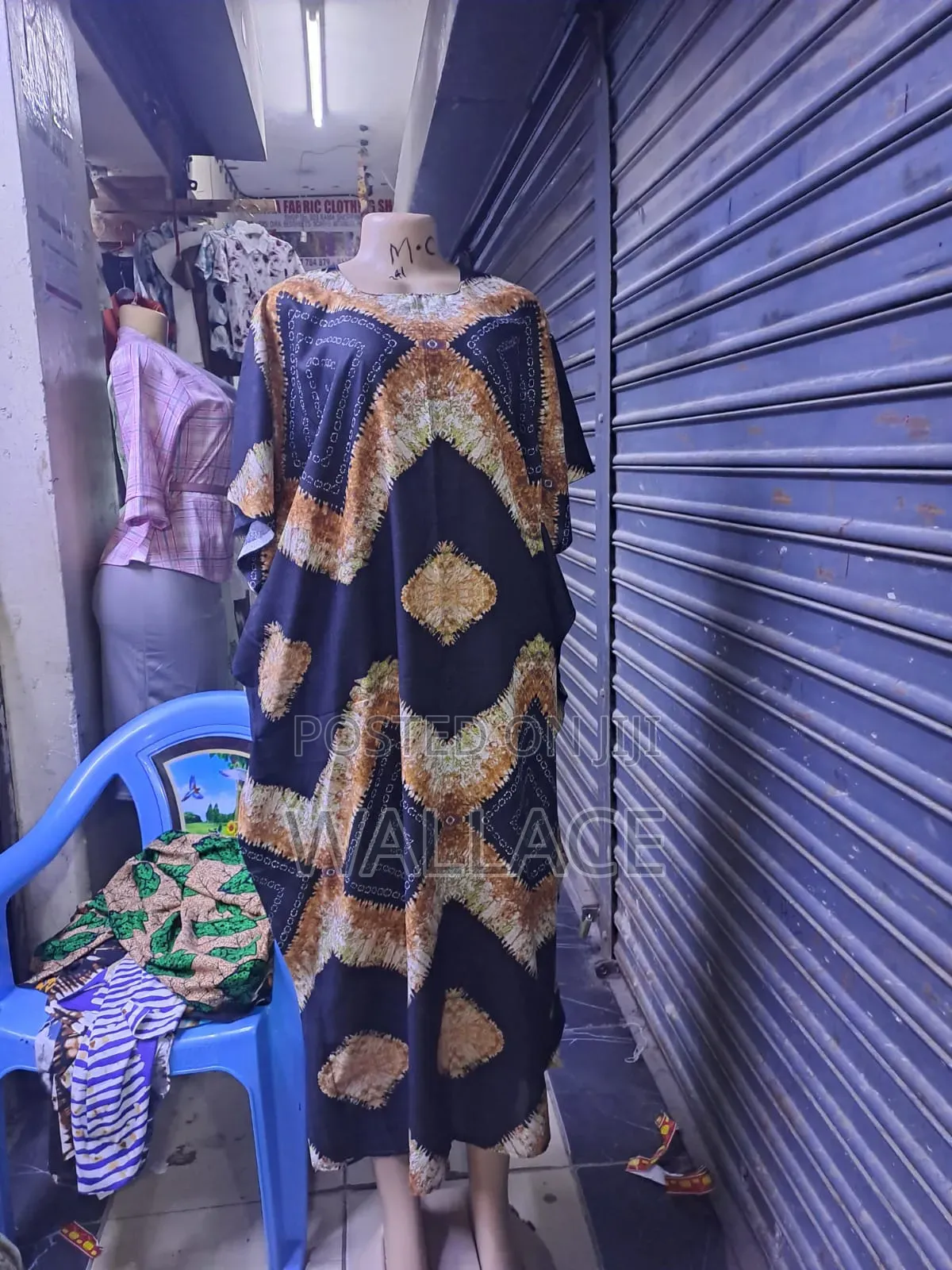 Backless Deras