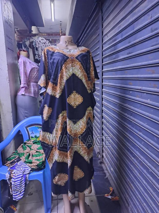 Backless Deras - thumbnail 16