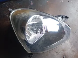 Daihastu Mira Headlight