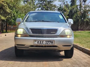 Toyota Harrier 2000 Silver