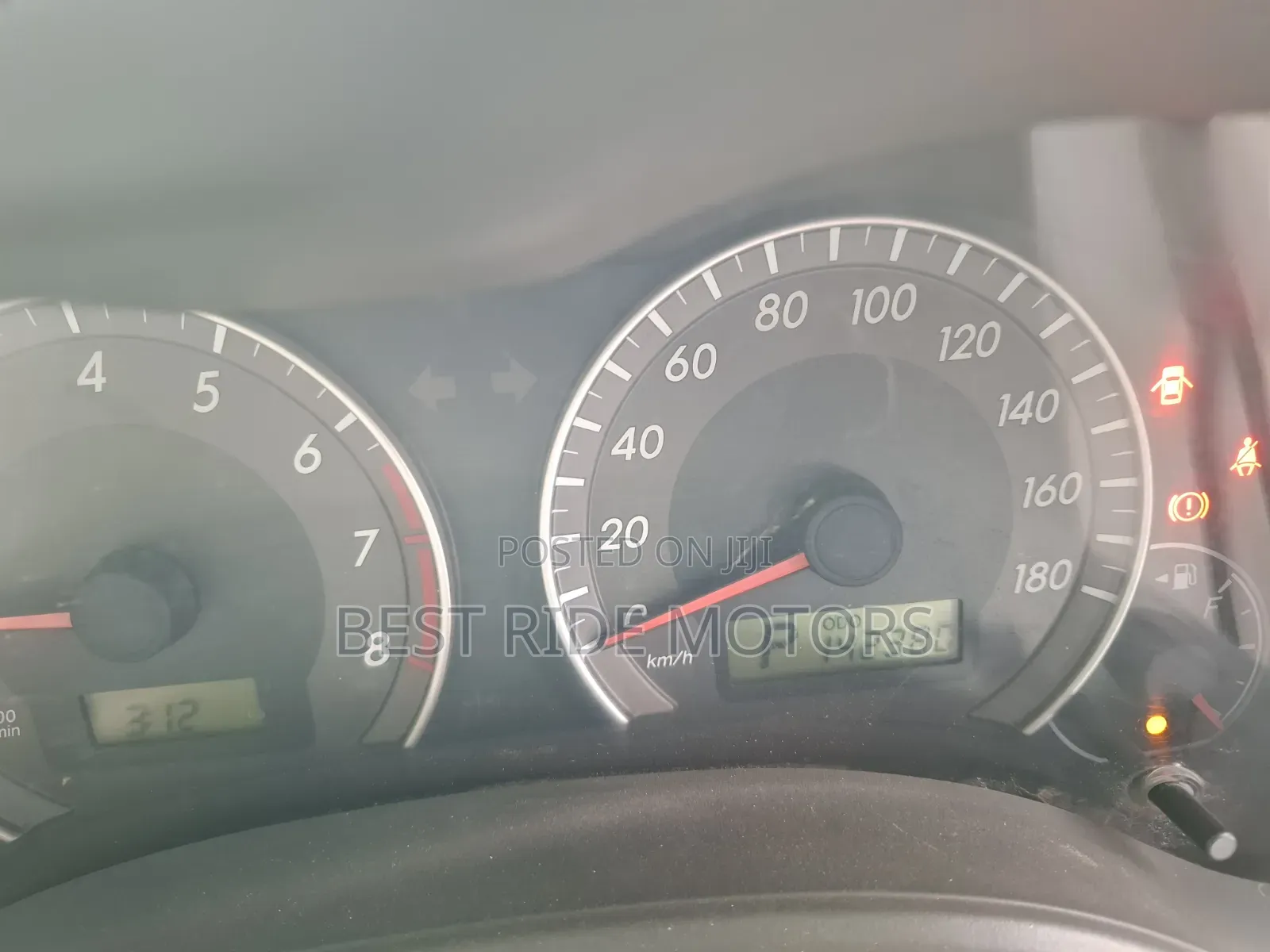 Toyota Axio 2011 Pearl