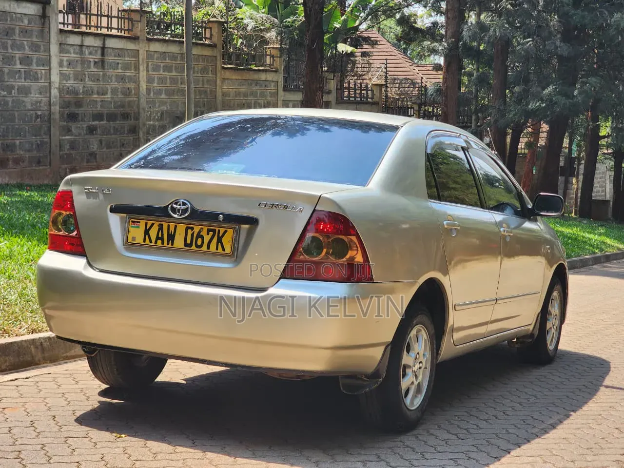 Toyota Corolla 2006 Gold