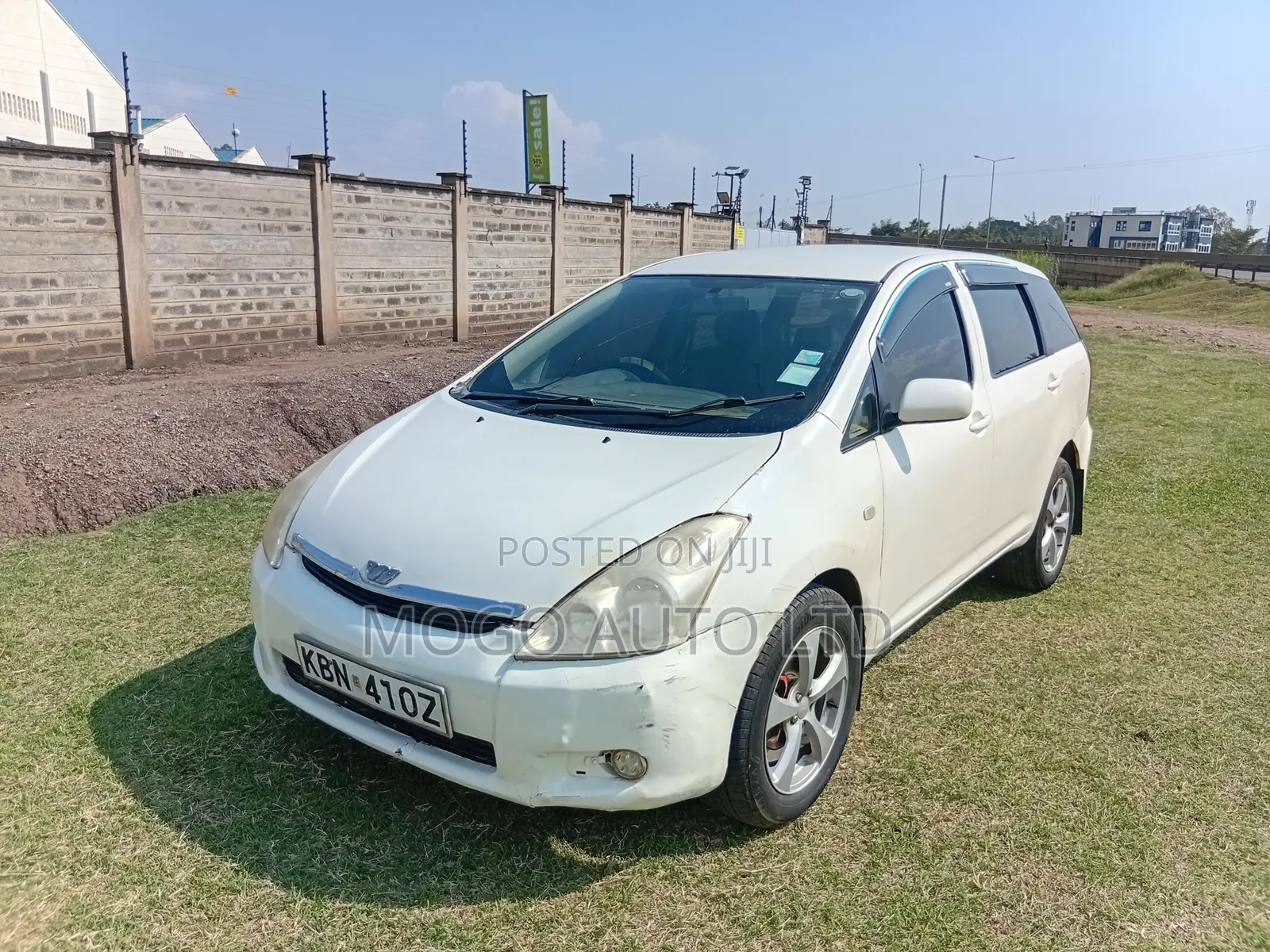 Toyota Wish 2004 White